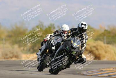 media/Nov-05-2022-SoCal Trackdays (Sat) [[f8d9b725ab]]/Turn 2 (1120am)/